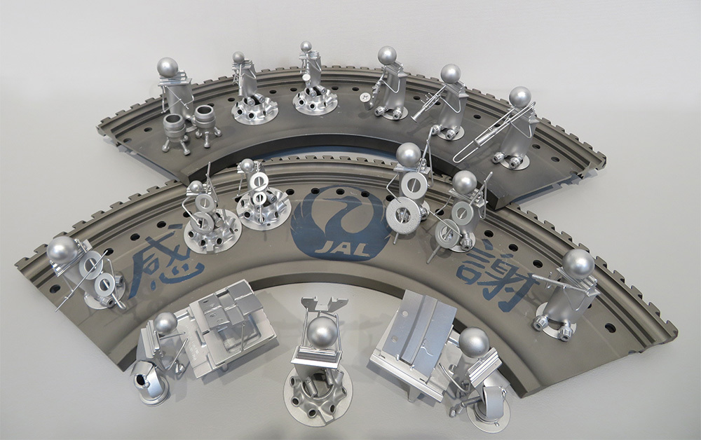 日本航空の整備士らから贈呈された“楽団オブジェ” (写真提供:京セラ/稲盛ライブラリー)