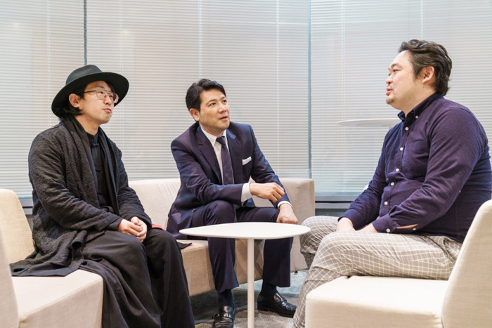 左から、山下智博氏、別所哲也氏、電通 武藤隆史氏