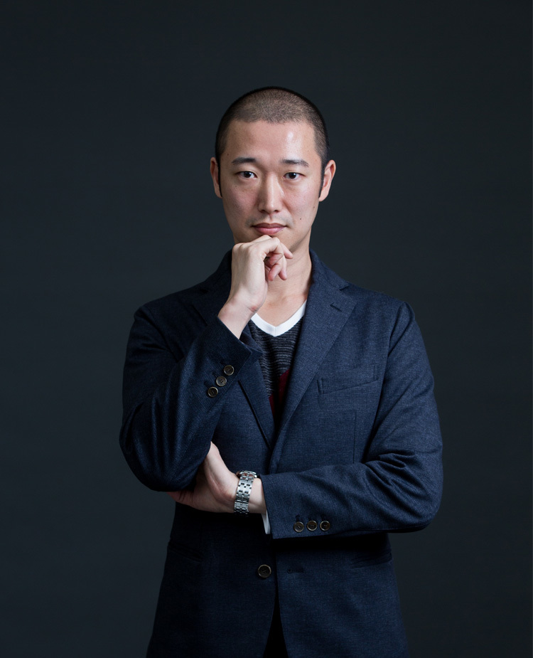 村瀬俊朗(むらせ・としお)氏: 早稲田大学商学部准教授。1997年に高校を卒業後、渡米。2011年、中央フロリダ大学で博士号取得(産業組織心理学)。ノースウェスタン大学およびジョージア工科大学で博士研究員(ポスドク)を務めた後、シカゴのルーズベルト大学で教壇に立つ。17年9月から現職。専門はリーダーシップとチームワークの研究。