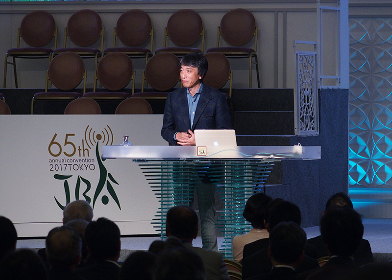 阿部氏による記念講演