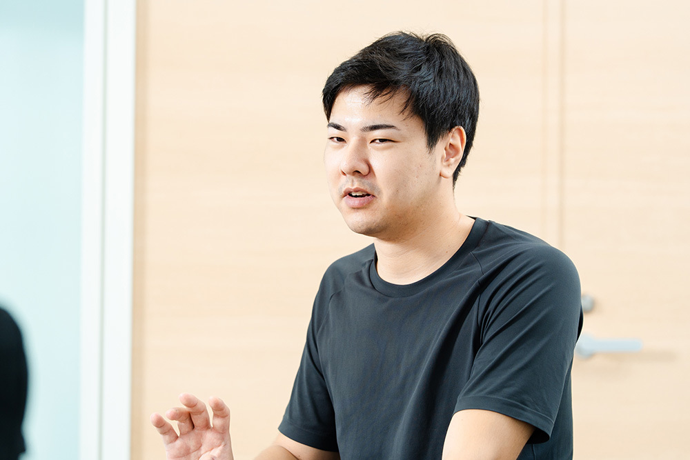 ambr 添田光彰氏