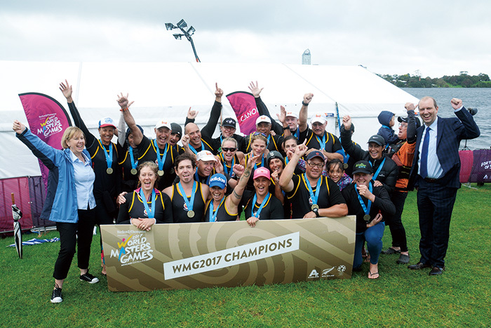 前回大会(2017オークランド大会)の種目「ドラゴンボート」(カヌー競技の一種目)の出場者たち