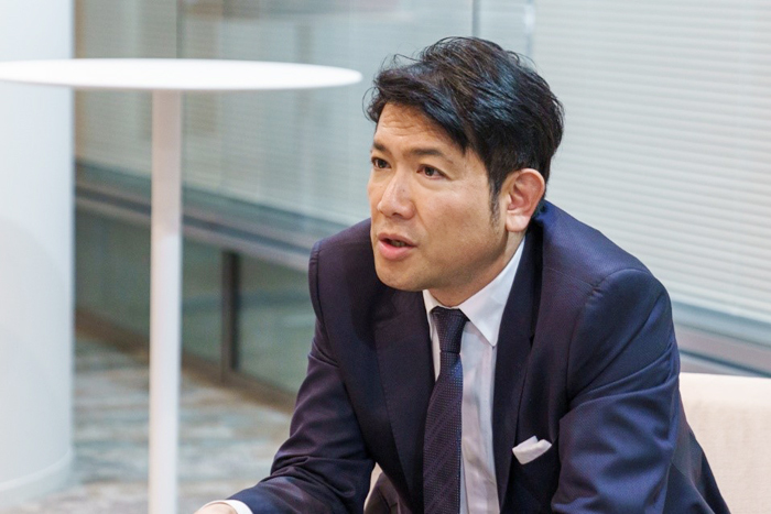 俳優　別所哲也氏