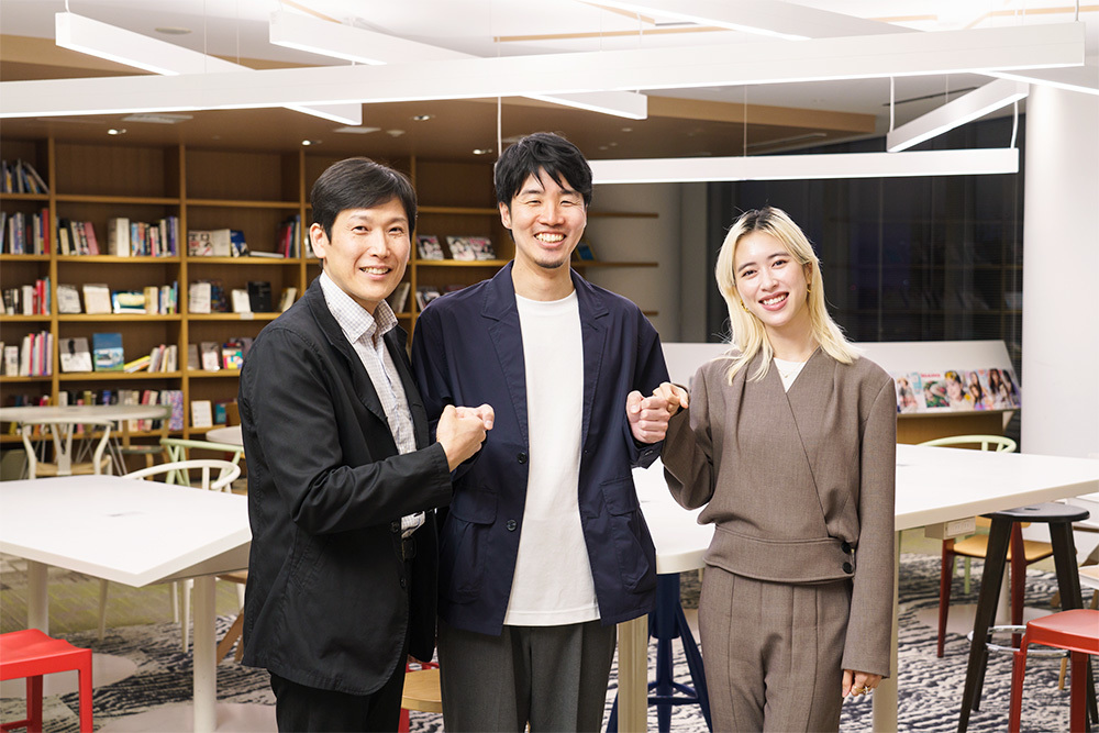 左から電通 貝塚康仁氏、サントリーホールディングス 寺田智氏、電通 馬容容氏