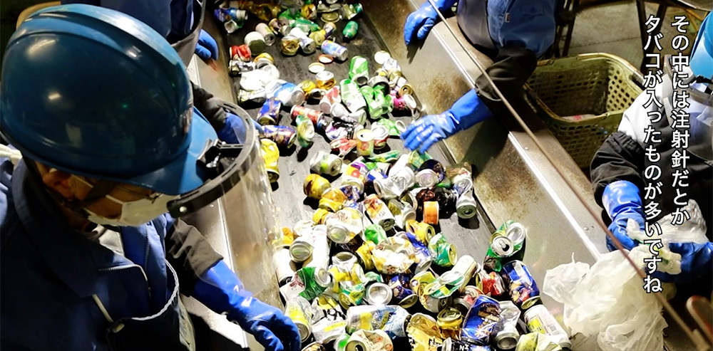 テレビCM部門準グランプリ「小さなゴミ箱?」