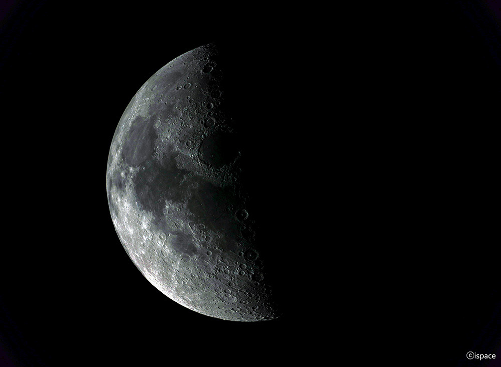 2月15日にRESILIENCEランダーが高度1万443キロメートルから撮影した月の写真