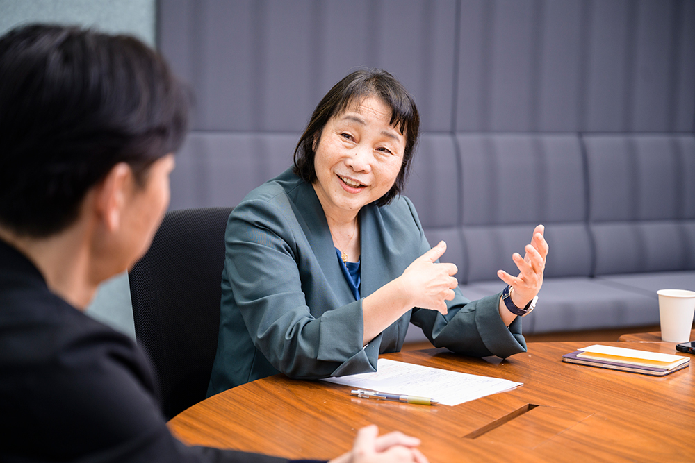 射場 瞬(いば ひとみ)氏