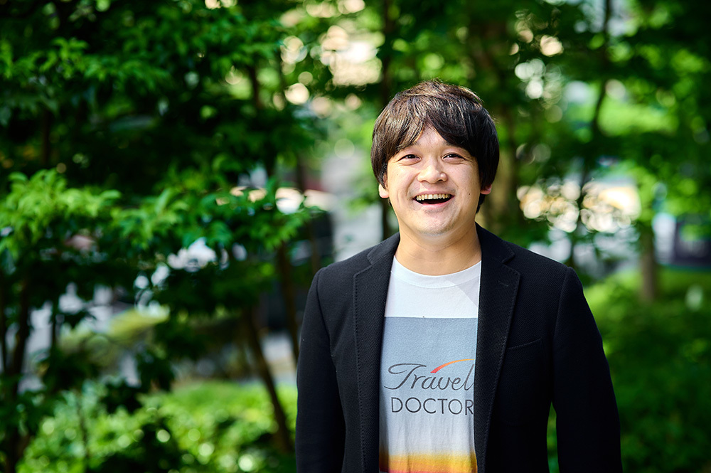 伊藤玲哉氏:トラベルドクター代表取締役社長・旅行医 東京都出身昭和大学医学部卒業。洛和会音羽病院 初期/後期臨床研修総合診療科・在宅診療・ER救急・麻酔科に従事。介護士初任者研修 ・ 介護タクシー運転手。グロービス経営大学院 2019期生 TOKYO STARTUP GATEWAY 2019 最優秀賞 経済産業省 始動Next Innovator 2019 シリコンバレー派遣選抜