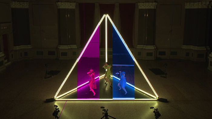 FUTURE-EXPERIMENT 第1弾「Vol.1 距離をなくせ。」