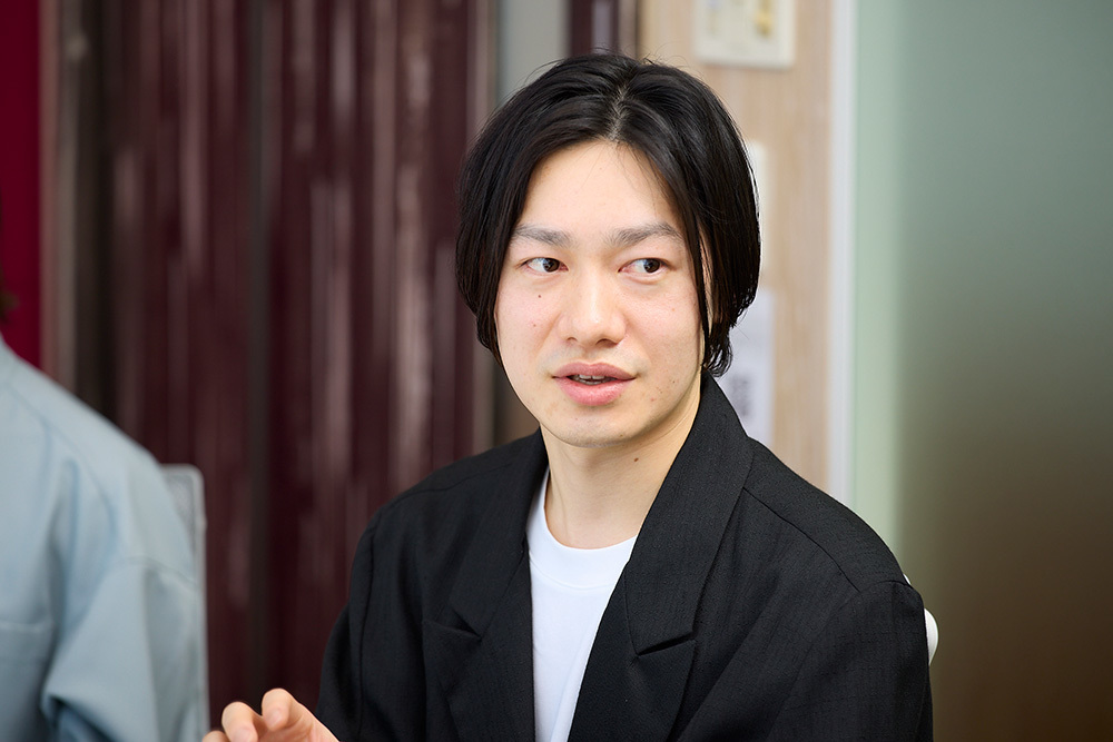 電通デジタル　坂戸氏