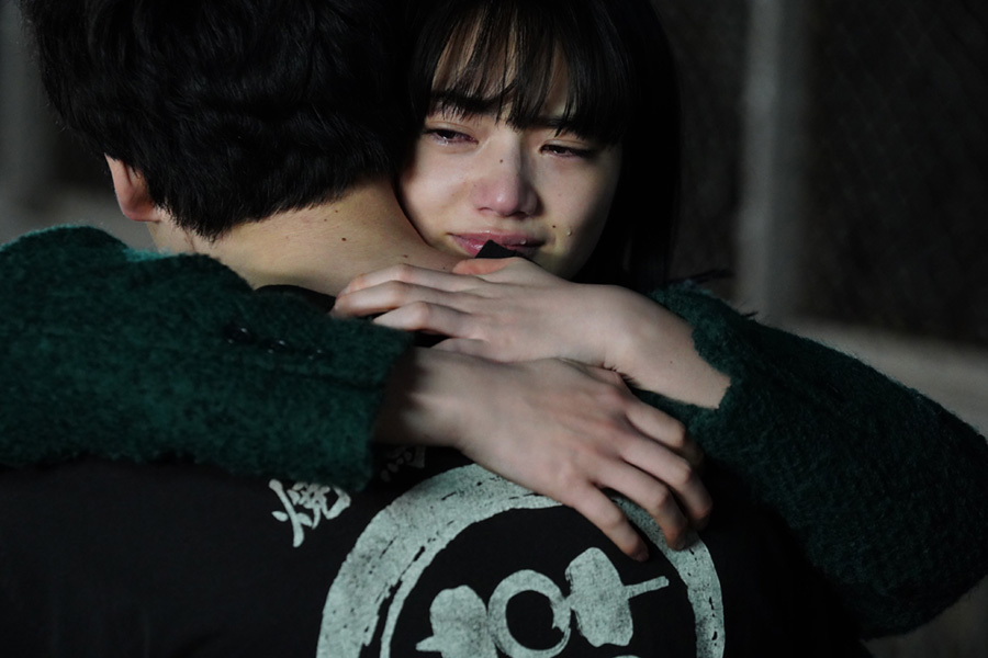 抱き合うシーン